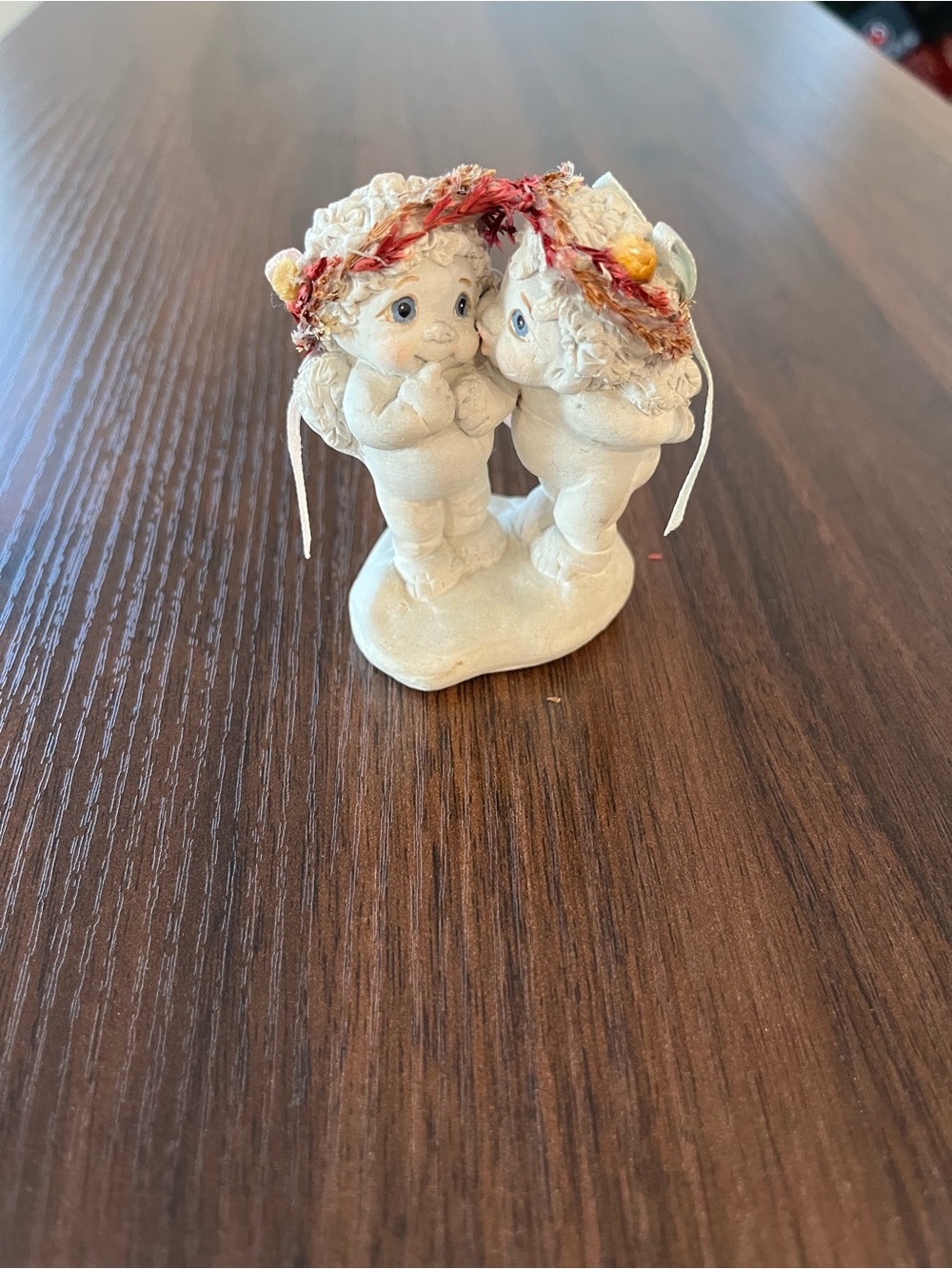 Dreamsicle Romantic Cherub Couple Figurine - White